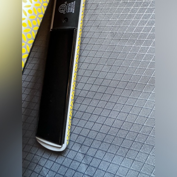 Tru Beauty Yellow Print Hot Flat Iron Hair Straightener Adjustable Temp - Picture 7 of 7